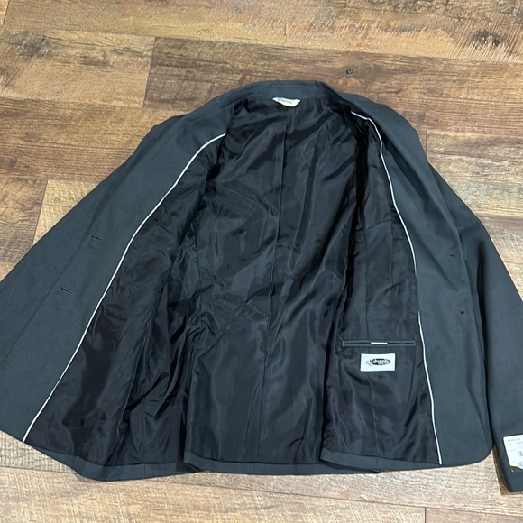 NWT Women’s Suit Coat and Gray Skirt Set by Edwards Signature Size 10T - Picture 9 of 14